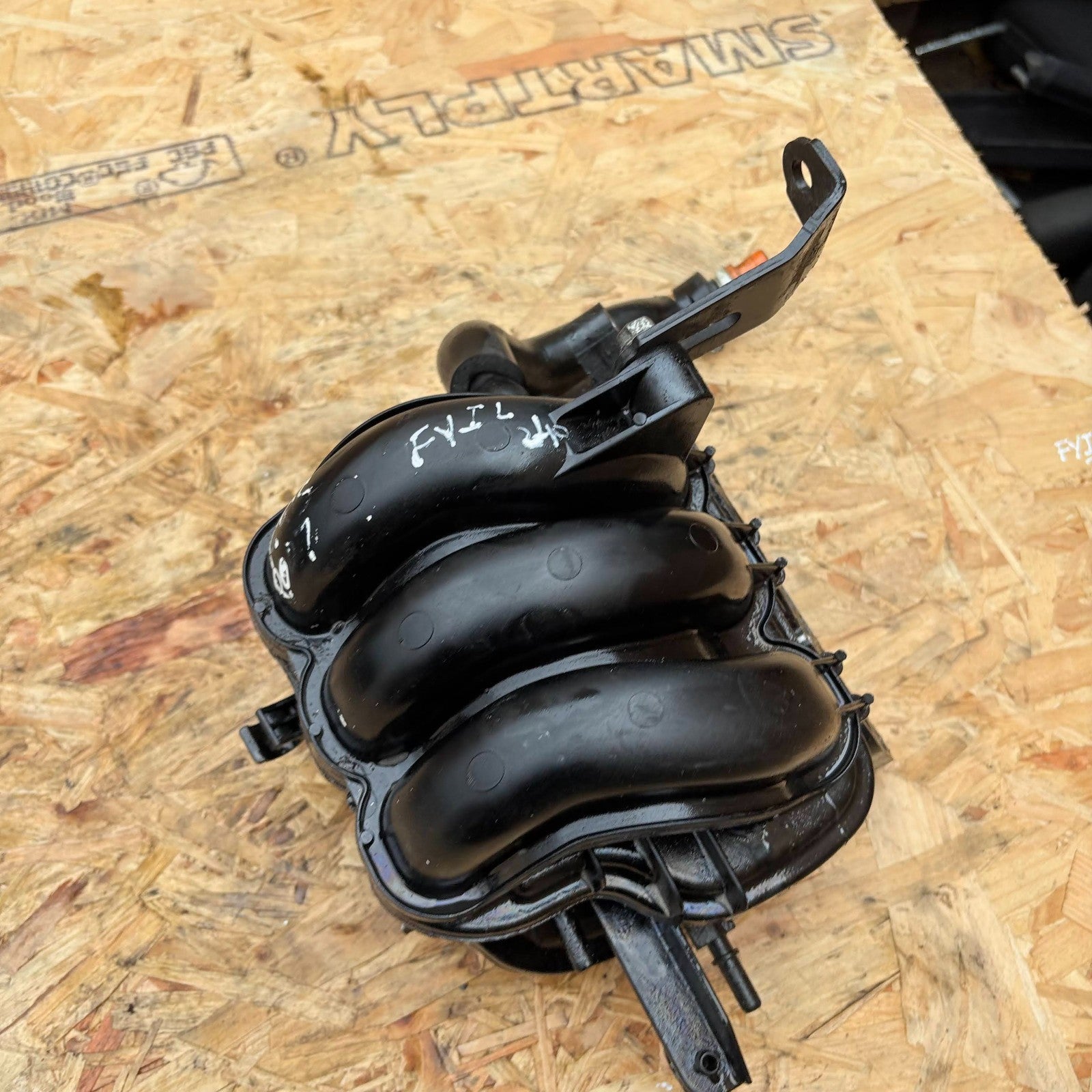 Toyota Yaris Mk2 XP90 1.0 VVT-i 1KR-FE Intake/Inlet Manifold 2006-2011
