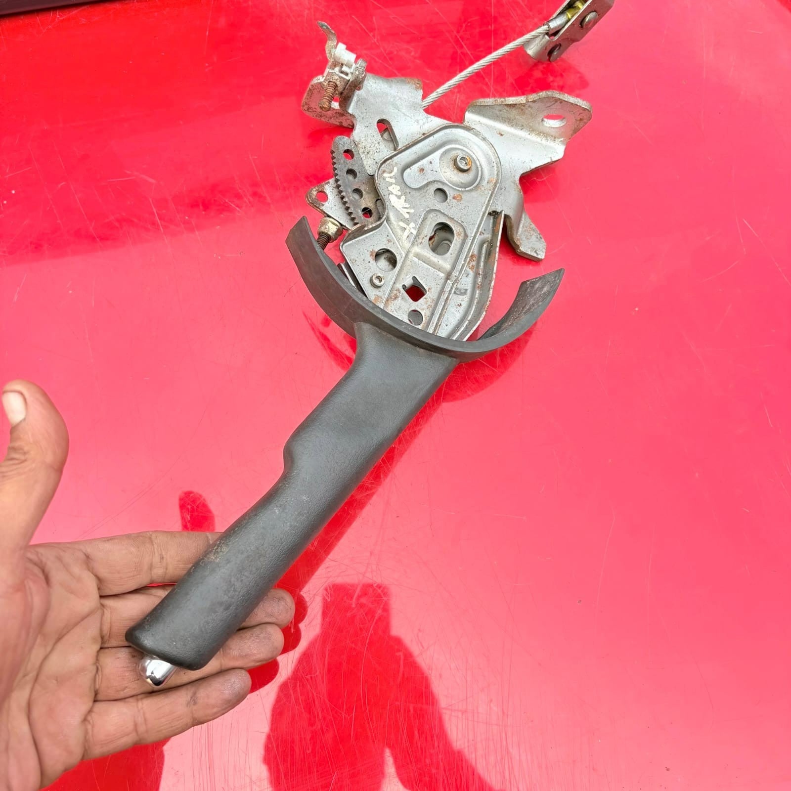 NISSAN X-TRAIL HANDBRAKE HANDLE LEVER