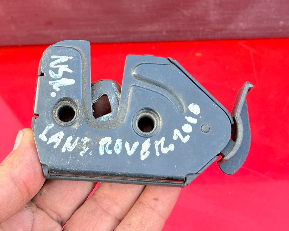 Range Rover L322 2002-2012 Rear Left Lower Tailgate Lock Latch Actuator 7016047