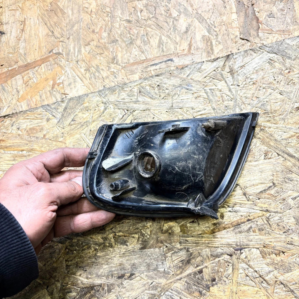 KIA Sephia Drivers side front flasher lamp