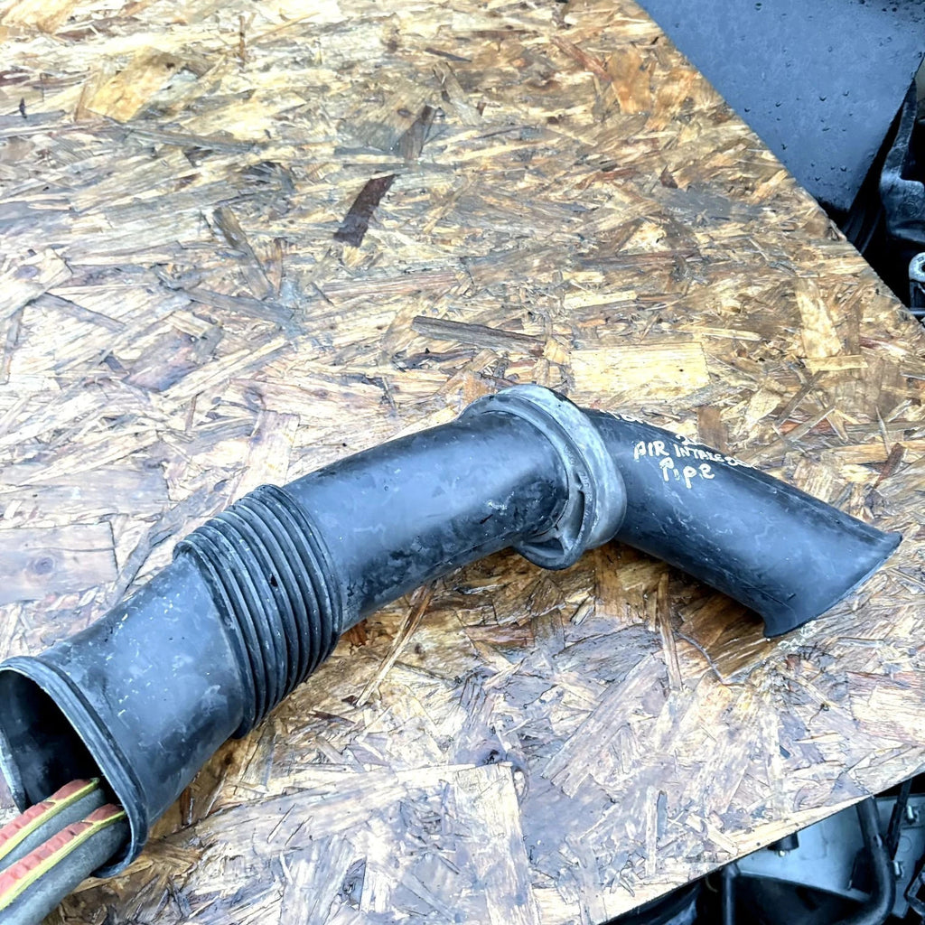 Porsche Cayenne 9P S 4.5 2008 O/S/F Air Intake Pipe 7L5129609 7L5129752 14505537