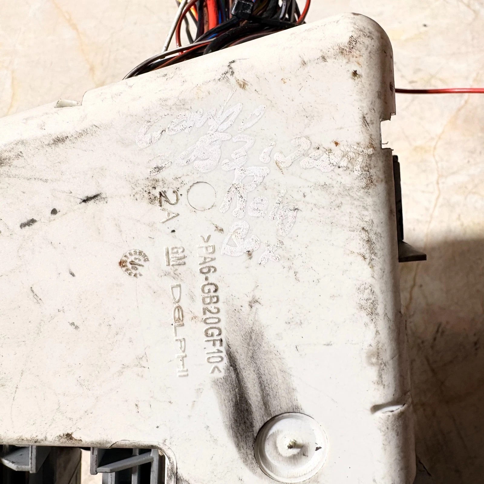 Vauxhall Combo C Mk2 Van 01-11 Fuse Box / Relay Junction Box
