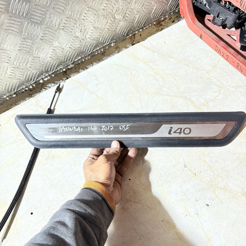 HYUNDAI I40 DOOR SILL STEP COVER TRIM DRIVER FRONT SIDE 2017 85873-3Z100