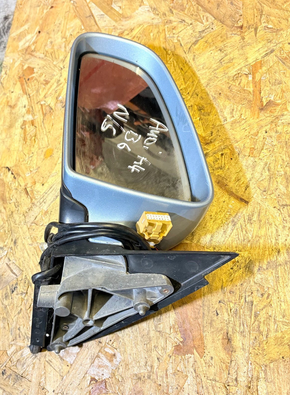 AUDI A4 B6 2001-2005 LEFT PASSENGER NSF ELECTRIC WING MIRROR BLUE SALOON AVANT