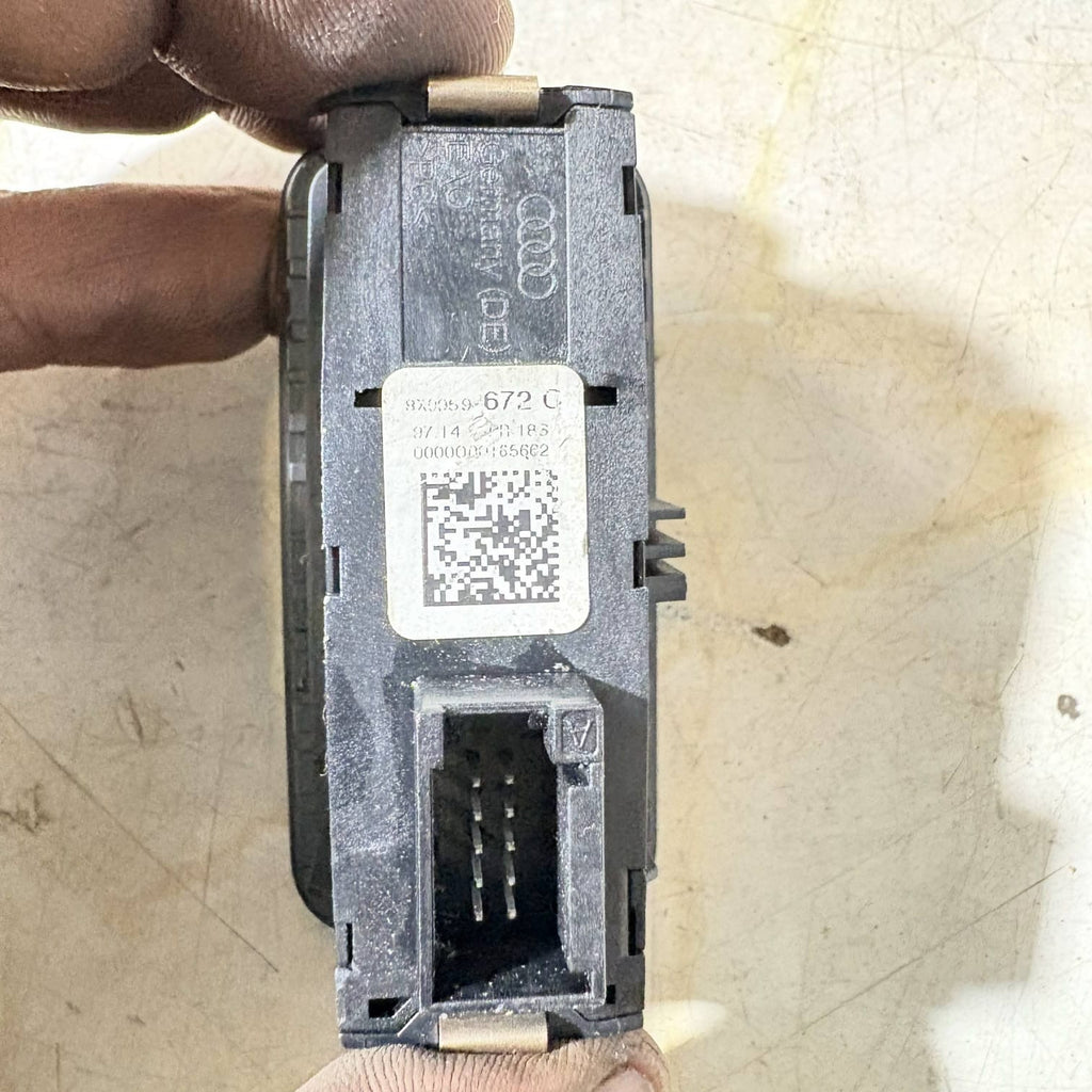 Audi A1 Hazard Switch Button 8X0959672C-2014