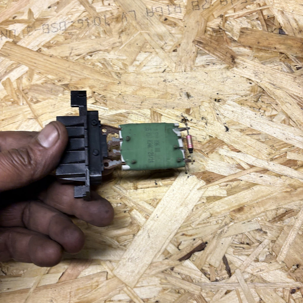 OPEL CORSA VXR 2014 Blower Fan Relay