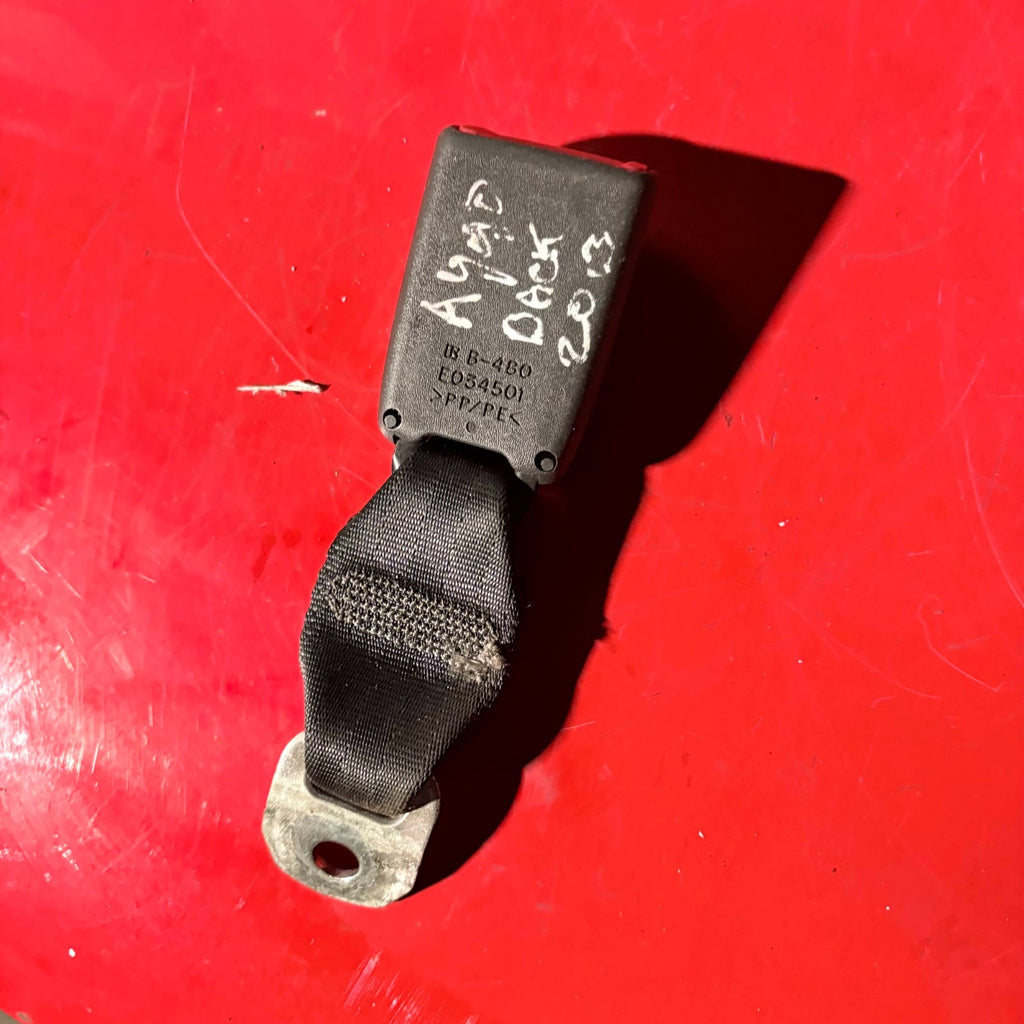TOYOTA AYGO 2013 Back SEAT BELT BUCKLE CLIP REAR LEFT E034501