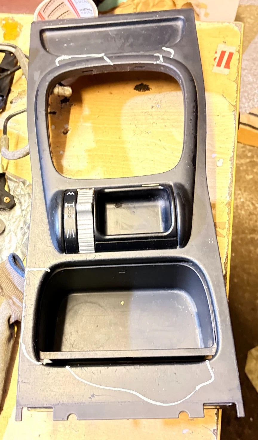 PORSCHE CAYENNE 957 MK1 CENTRE CONSOLE TRIM 2009 7L51862531
