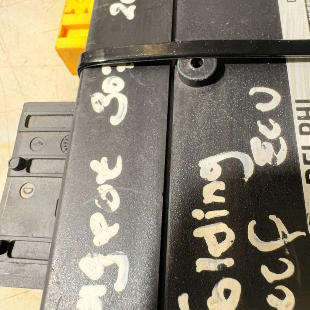 2003-2009 PEUGEOT 307 CC ROOF CONTROL MODULE 9647538580