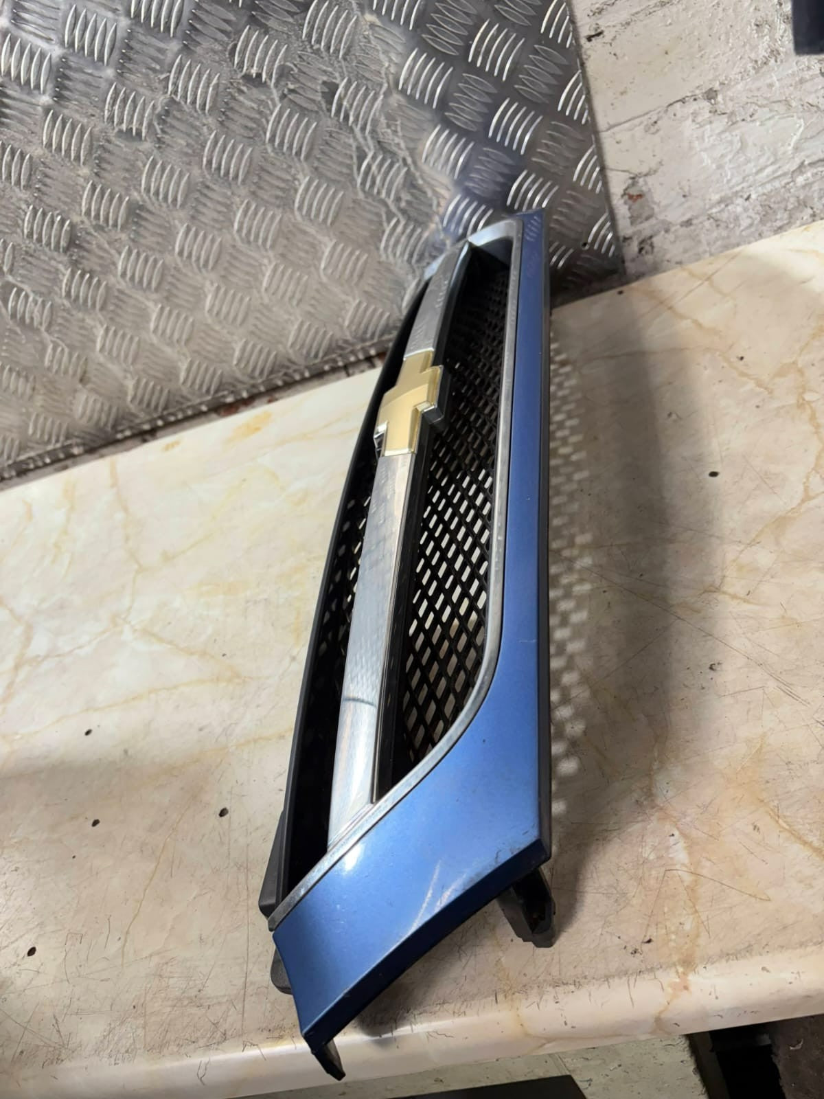 CHEVROLET CAPTIVA 2014 RADIATOR LOWER GRILL GRILLE CCOVER TRIM GMDAT 96 399 717