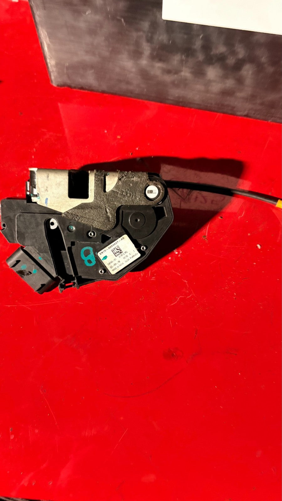 FORD ECOSPORT DOOR LOCK REAR LEFT EN15-A264A27-AB 2018