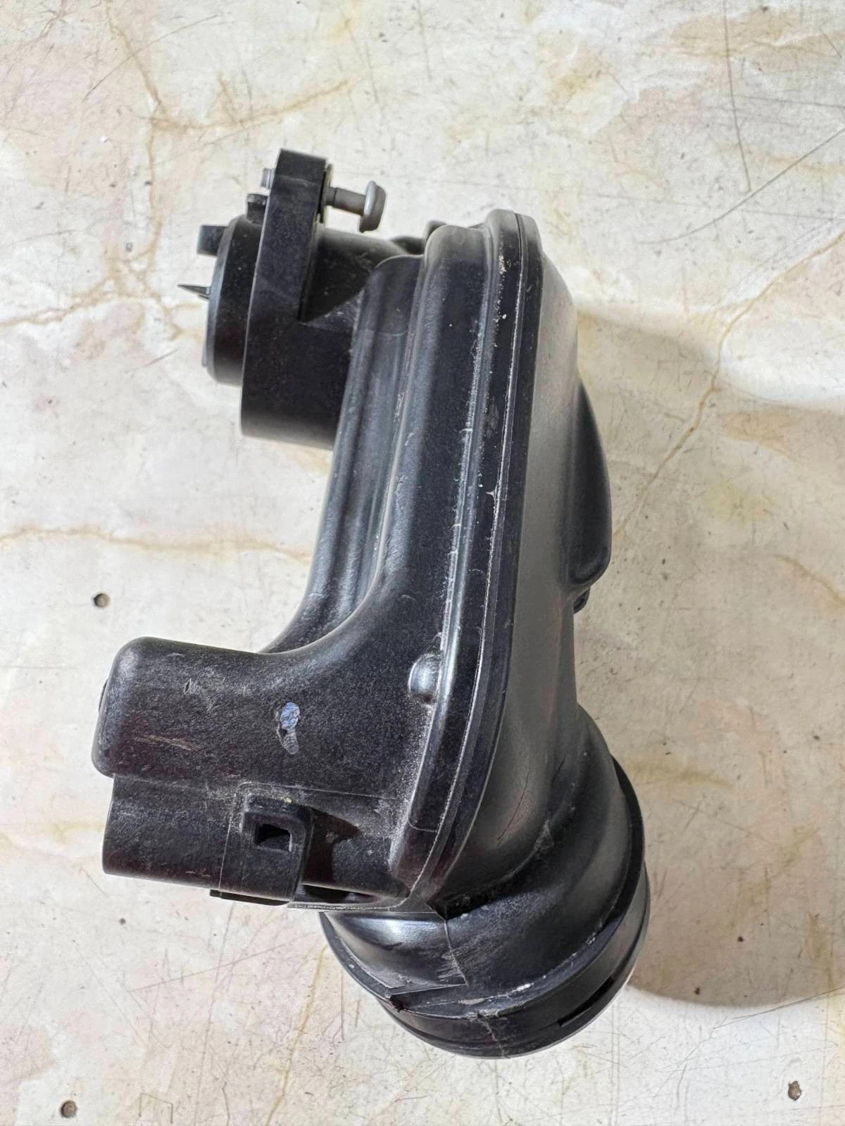 VW TIGUAN MK2 AD 2016-2023 1.5 TSI DAD AIR INTAKE PIPE 05E129654B