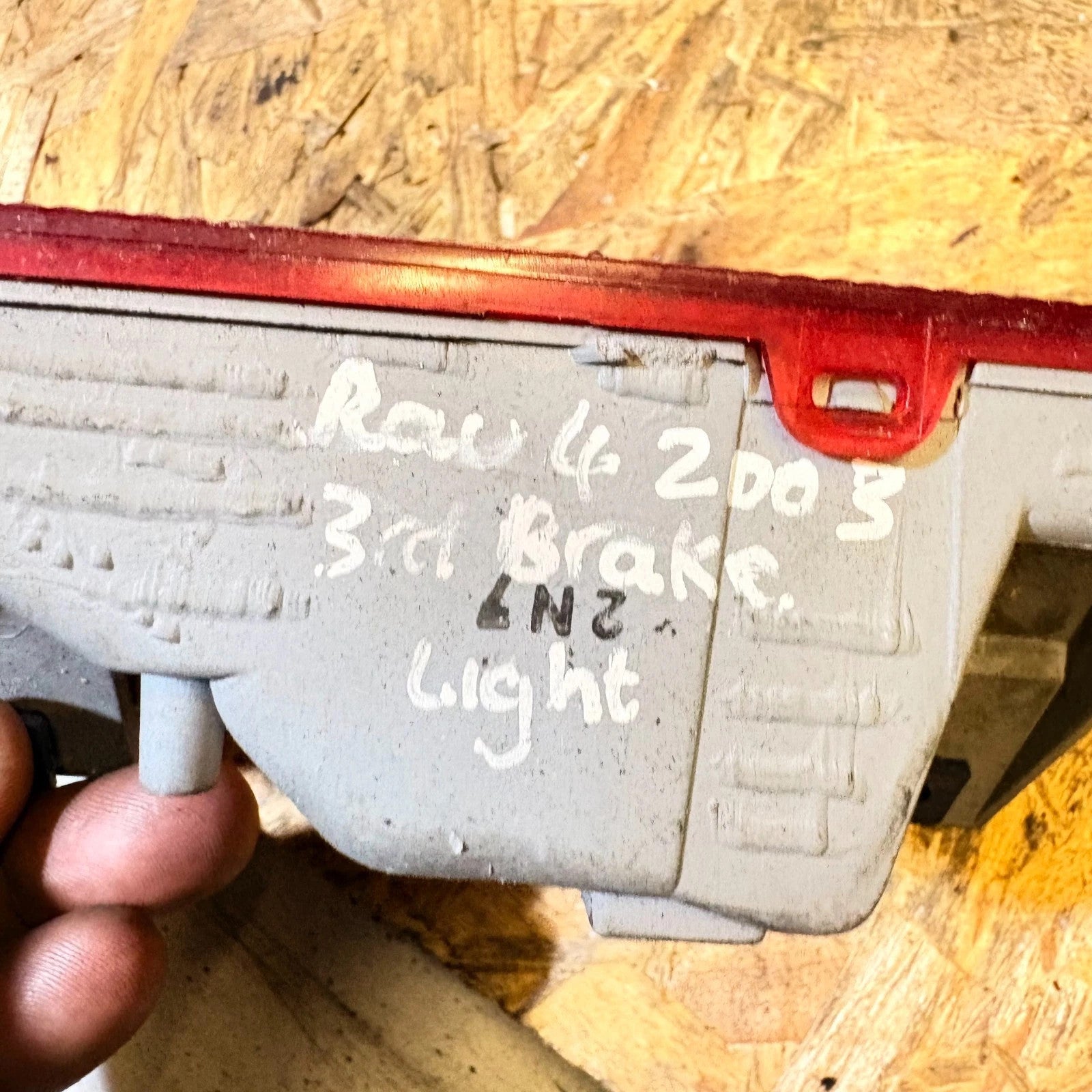 Toyota RAV4 2003-2005 5 Door High Mount 3rd Brake Light Spoiler Stop Lamp
