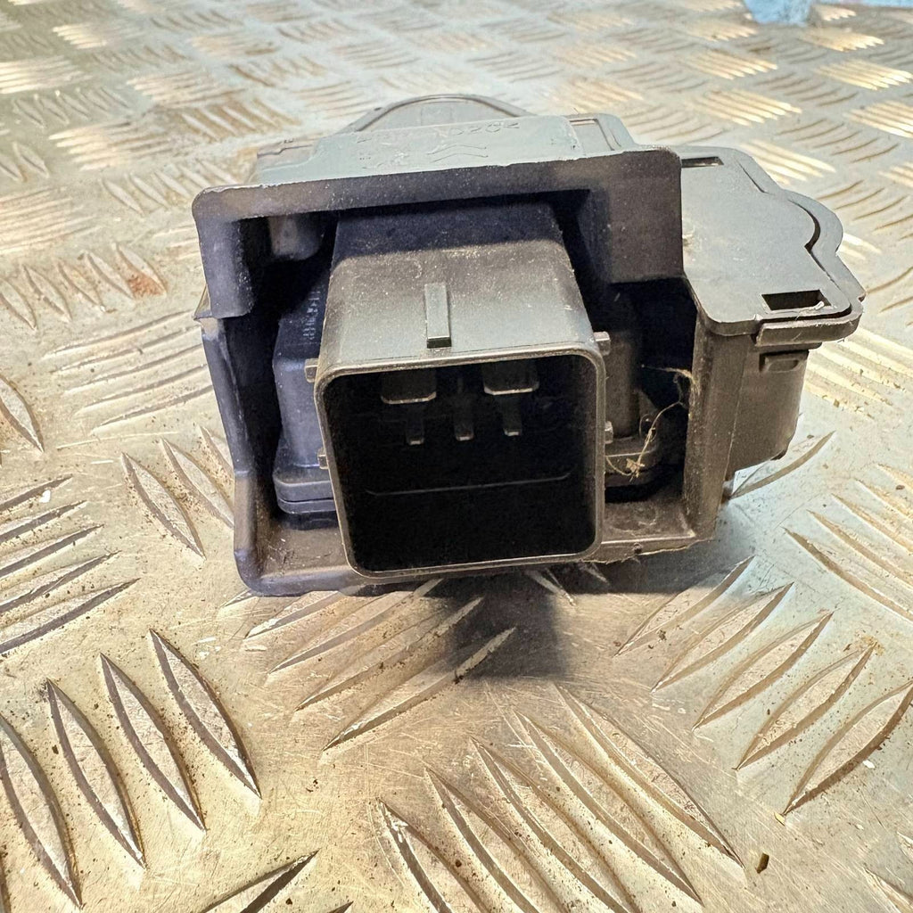 9801808680 Peugeot Citroen Preheat Relay Module 9677871680 Bosch F005V01221