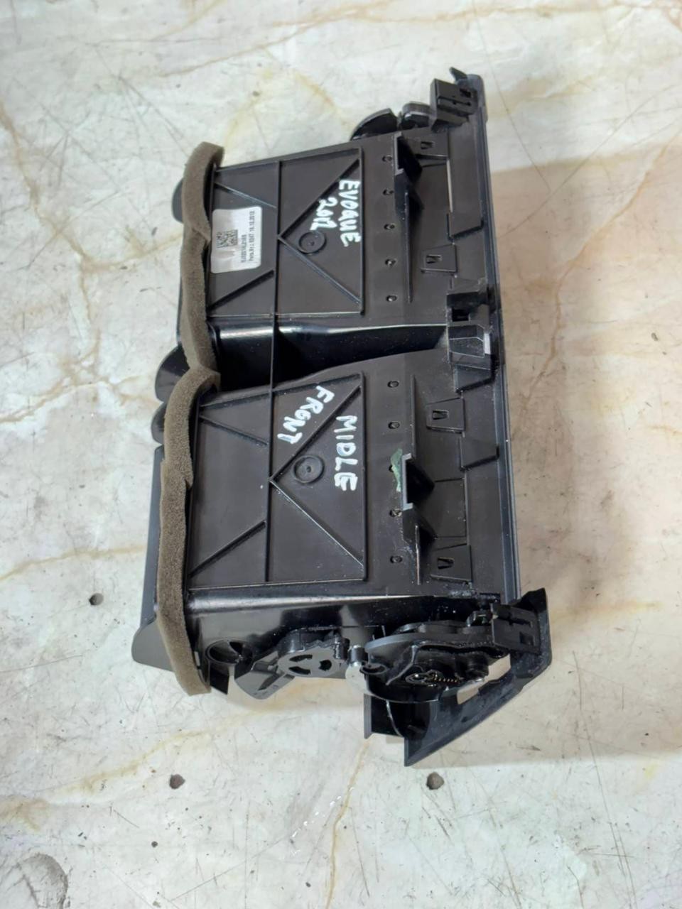 Interior air deflector CENTRE Land Rover Range Rover Evoque 2012 BJ32014L21AB