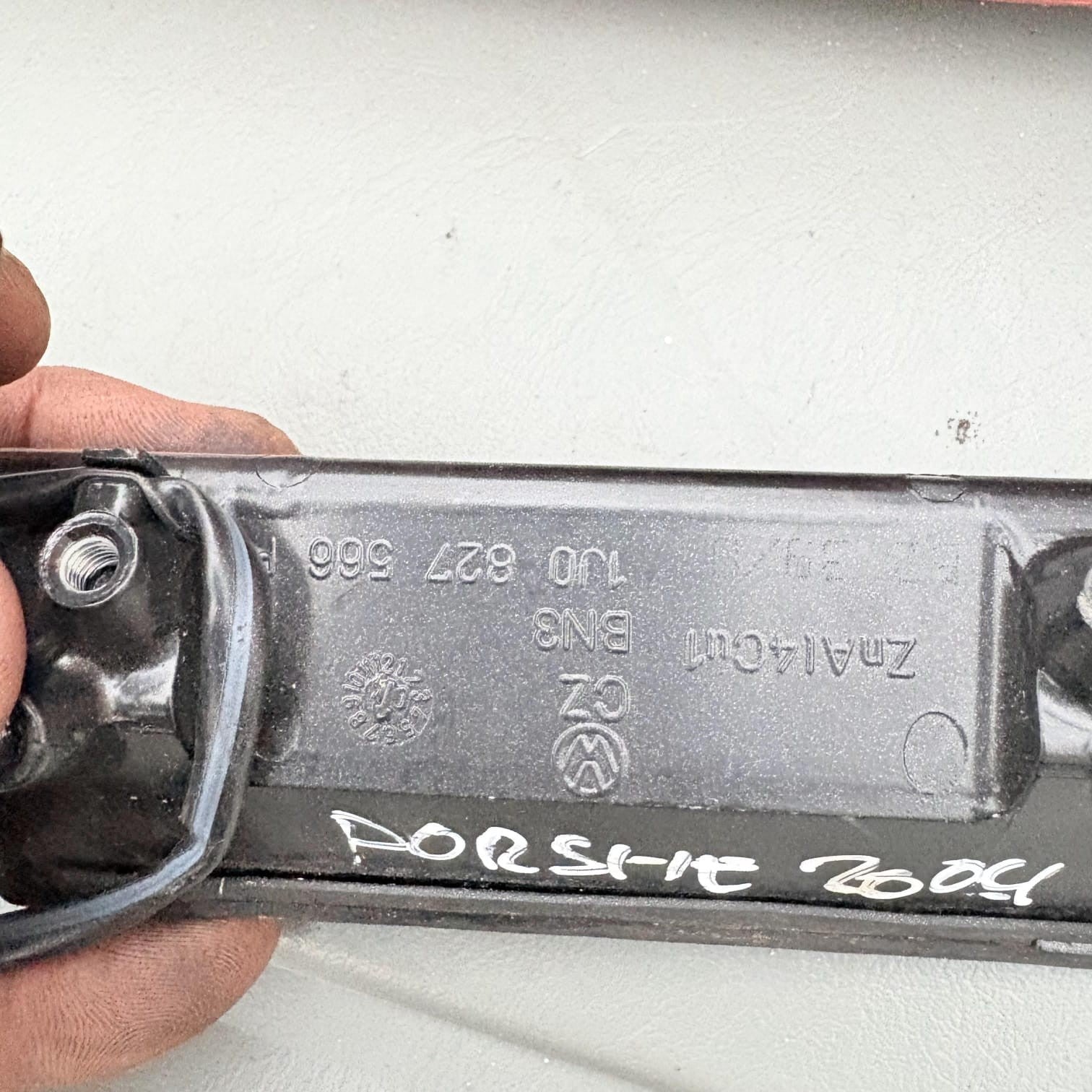 Porsche Cayenne 955/957 2003-2010 Tailgate Release Switch 1J0827566 95561327101