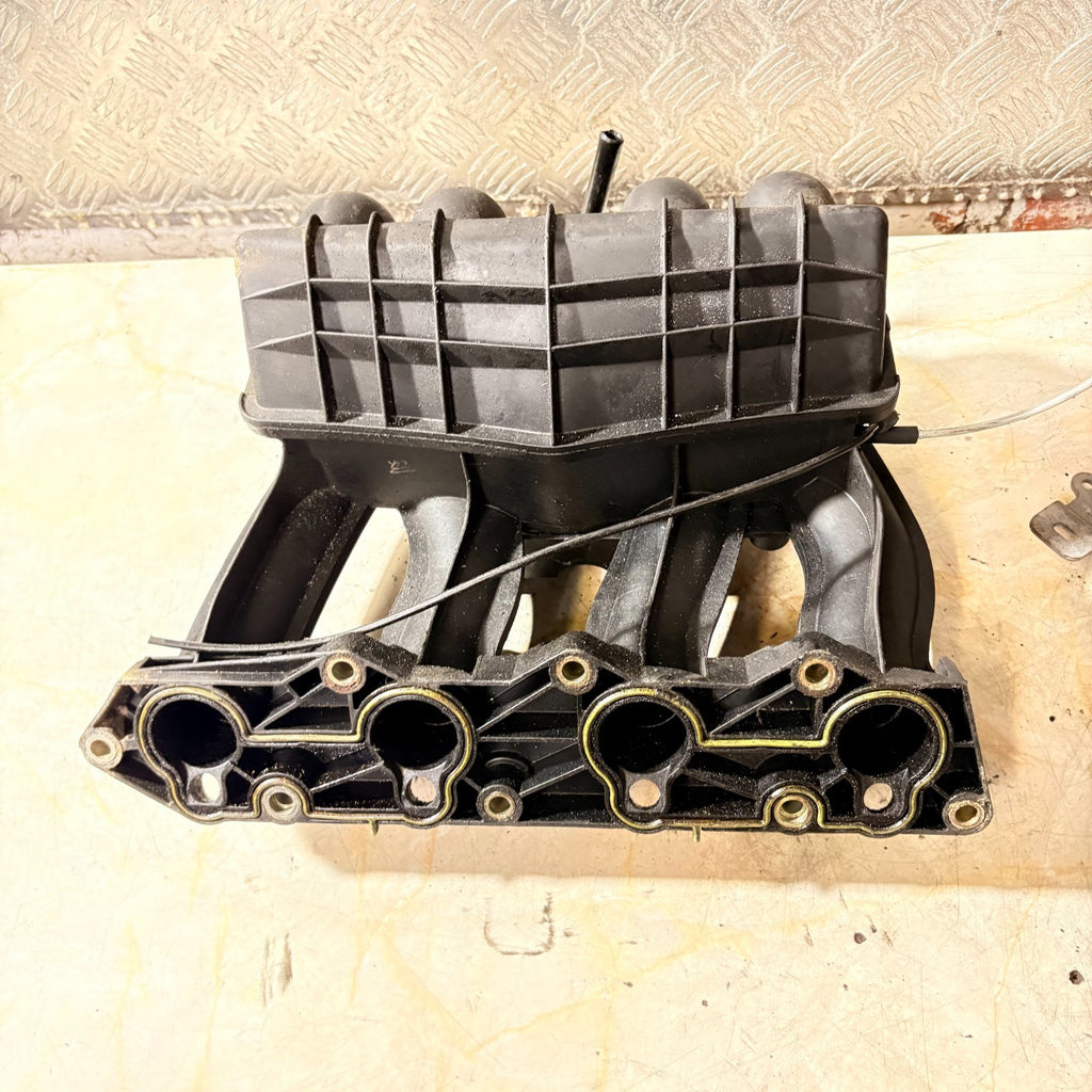 Intake manifold MERCEDES-BENZ 1998 W220 S CLASS A 111 14021 01
