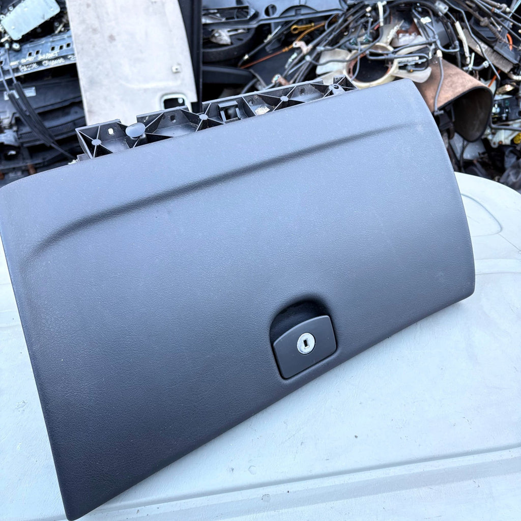 Peugeot 407 Dashboard Glove Box Storage Compartment Lid 9647987677 2004-2010