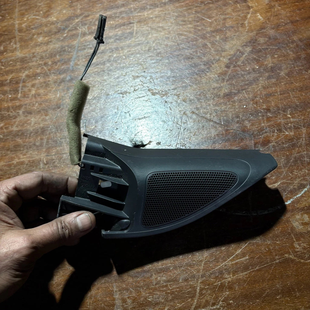 VW Golf MK6 2008-2013 Front Left Passenger Side Door Tweeter Speaker 5K0837985