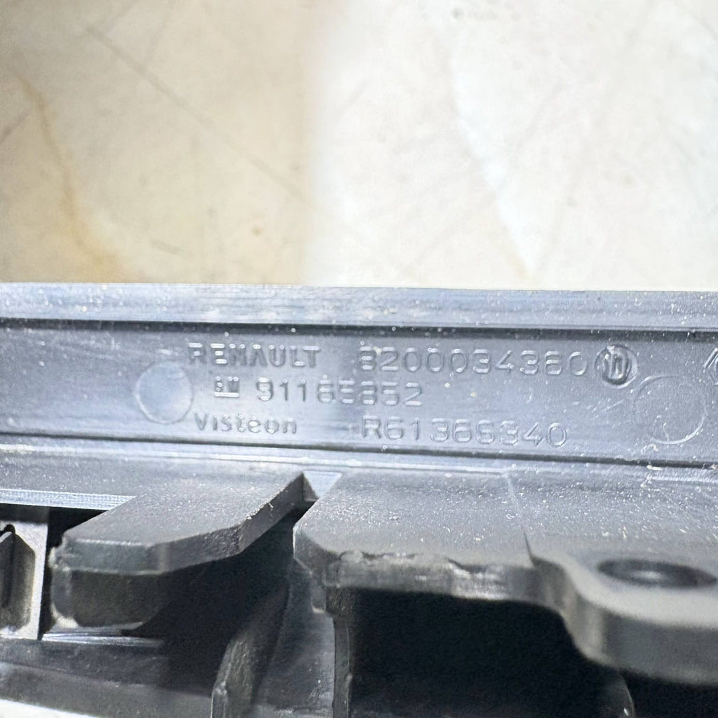 Renault Laguna Sat Nav Screen Trim 8200034360