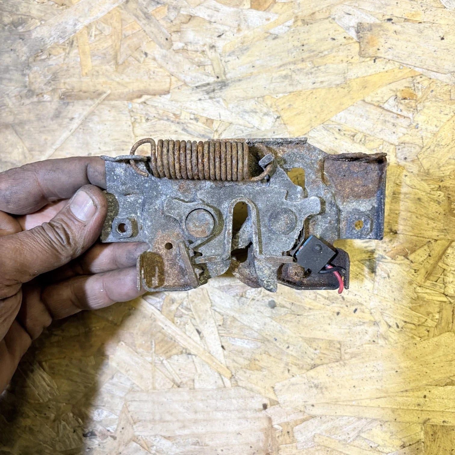 Mazda 6 Hood Lock - Hood Latch from 19195, #1033415-47 ABJ19195 91020