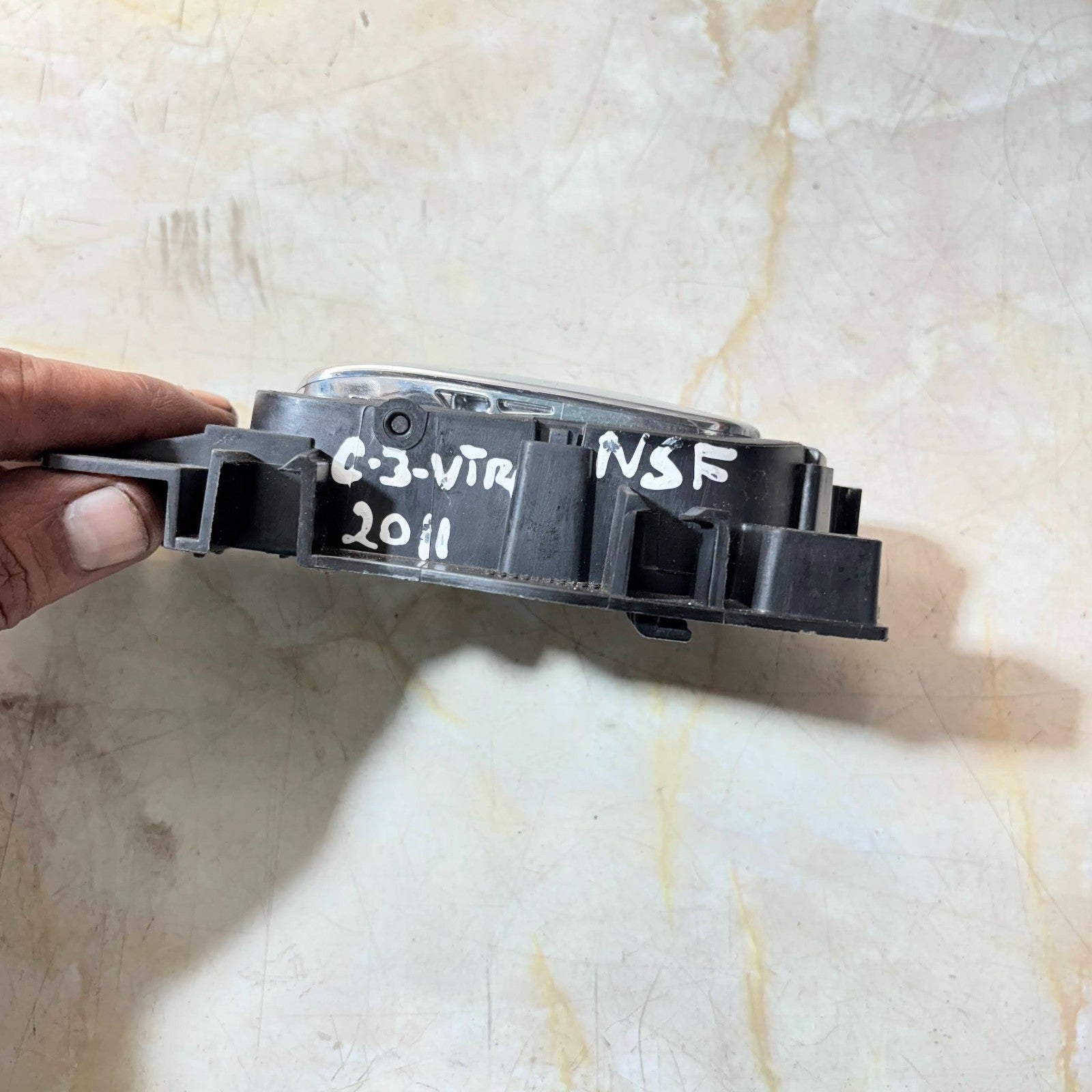 Citroen C3 2011 Left Passenger Front Interior Door Handle 9683446177