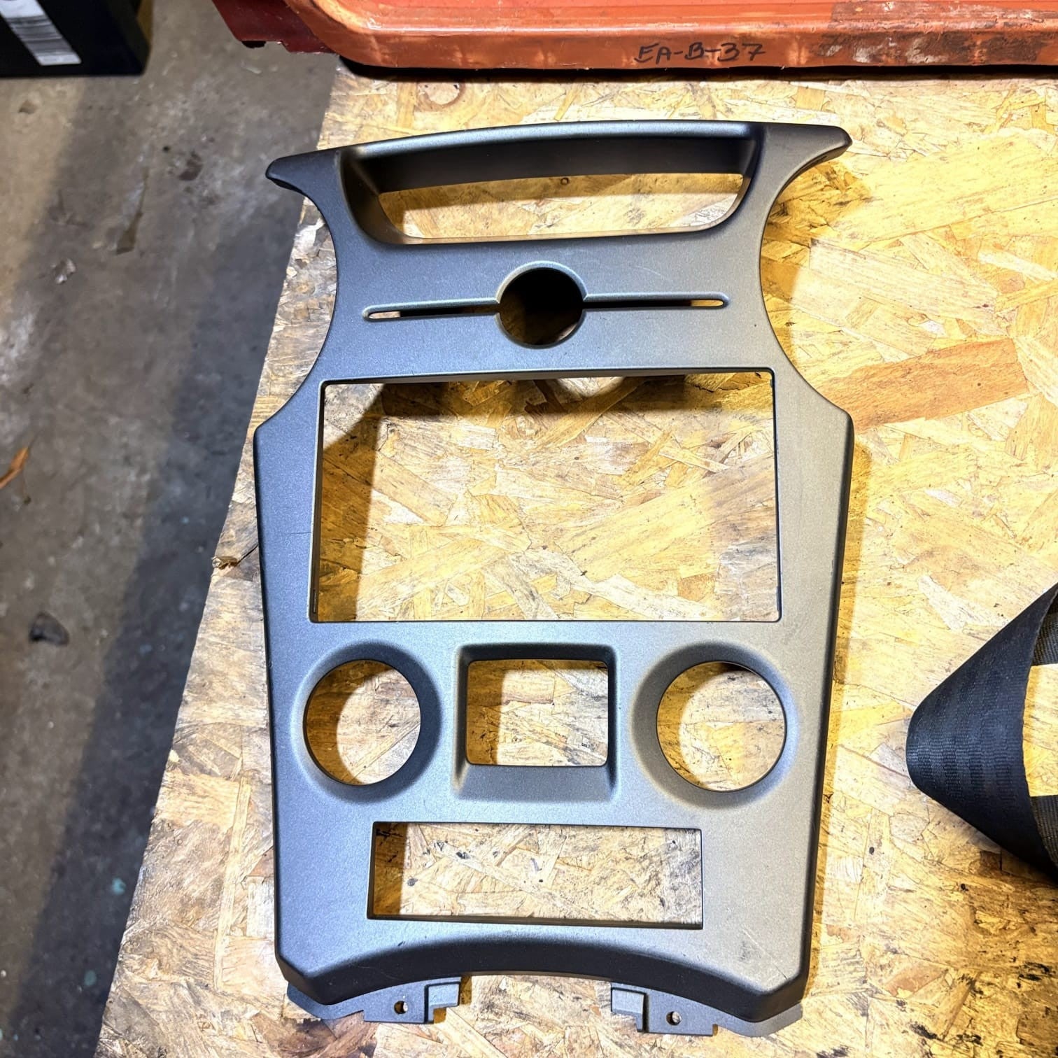 80469848 dashboard for KIA CARENS 245037