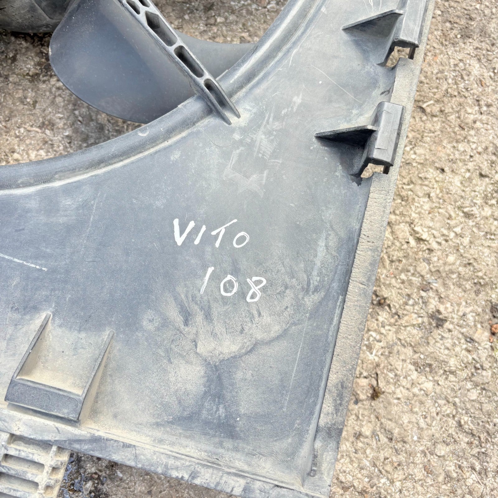 Mercedes Vito W638 Radiator Fan Diffuser Shroud 108 110 CDI 1996-03