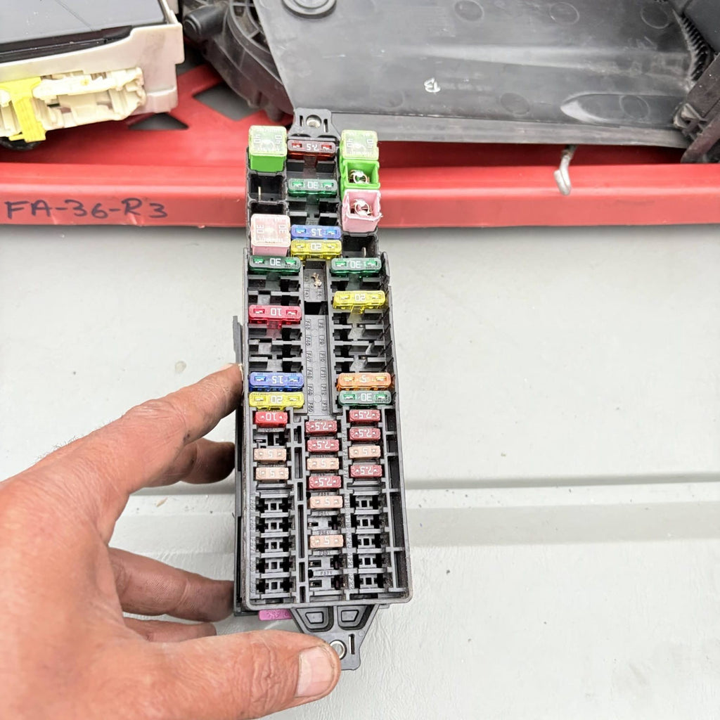 SEAT Ibiza FR 2016 Dashboard Fuse Box Interior Fuse Panel Wiring Loom RHD