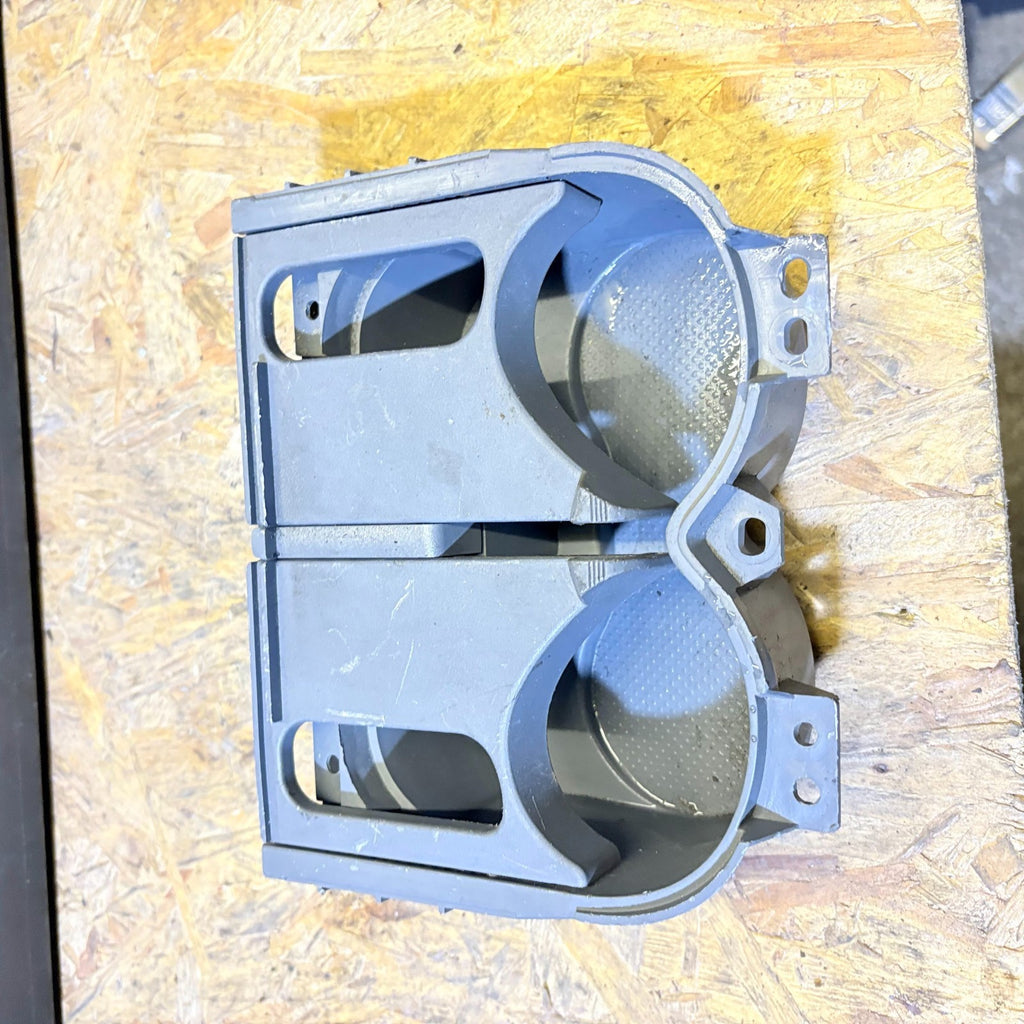 TOYOTA RAV4 2001 CENTER CONSOLE CUP HOLDER 55620-42020 PART