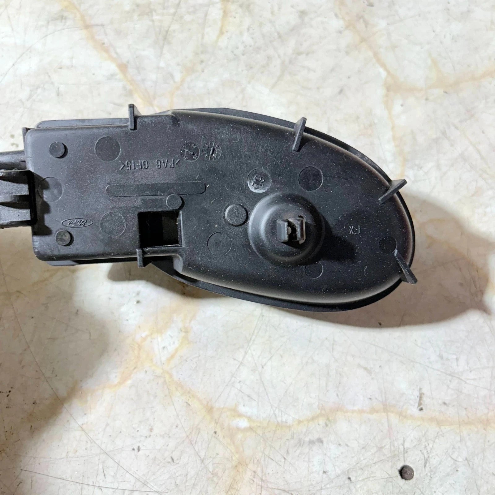 FORD FOCUS NSR PASSENGER SIDE REAR INTERNAL DOOR HANDLE XS41A22601 98-05