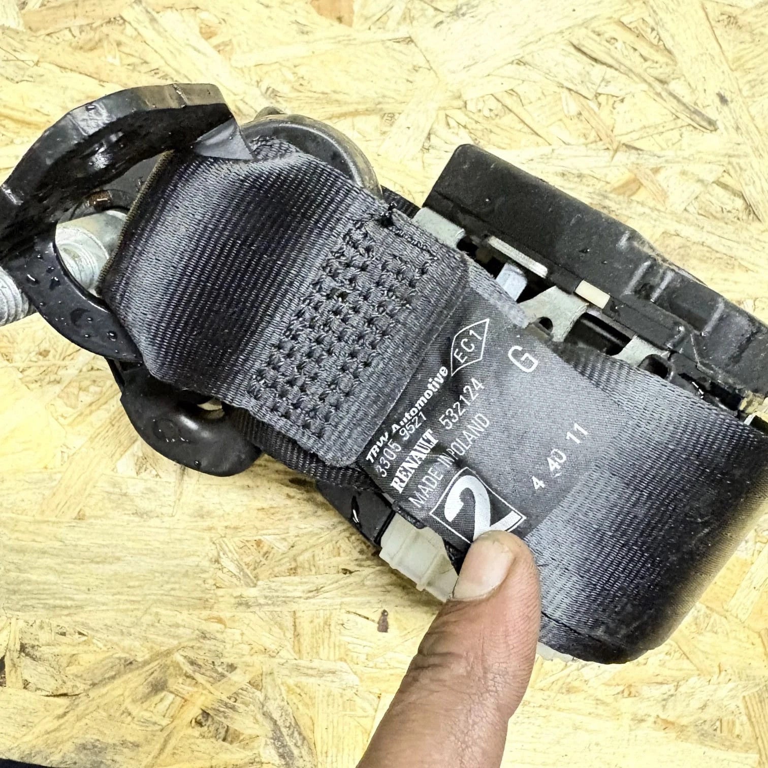 Renault Twingo II 2007-2014 NSR Rear Left Seat Belt Passenger 0406056 33059521