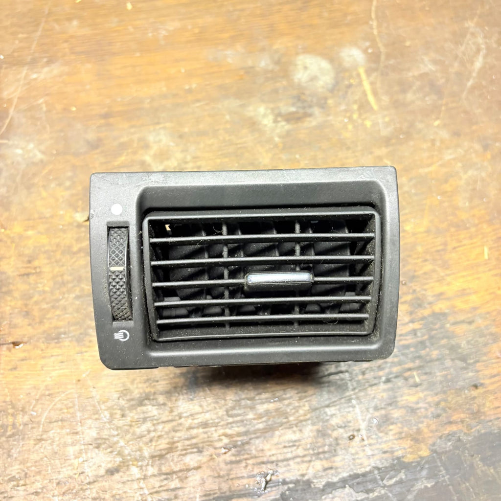 Toyota Corolla E120 E130 2004 front dash center air vent grill 8222