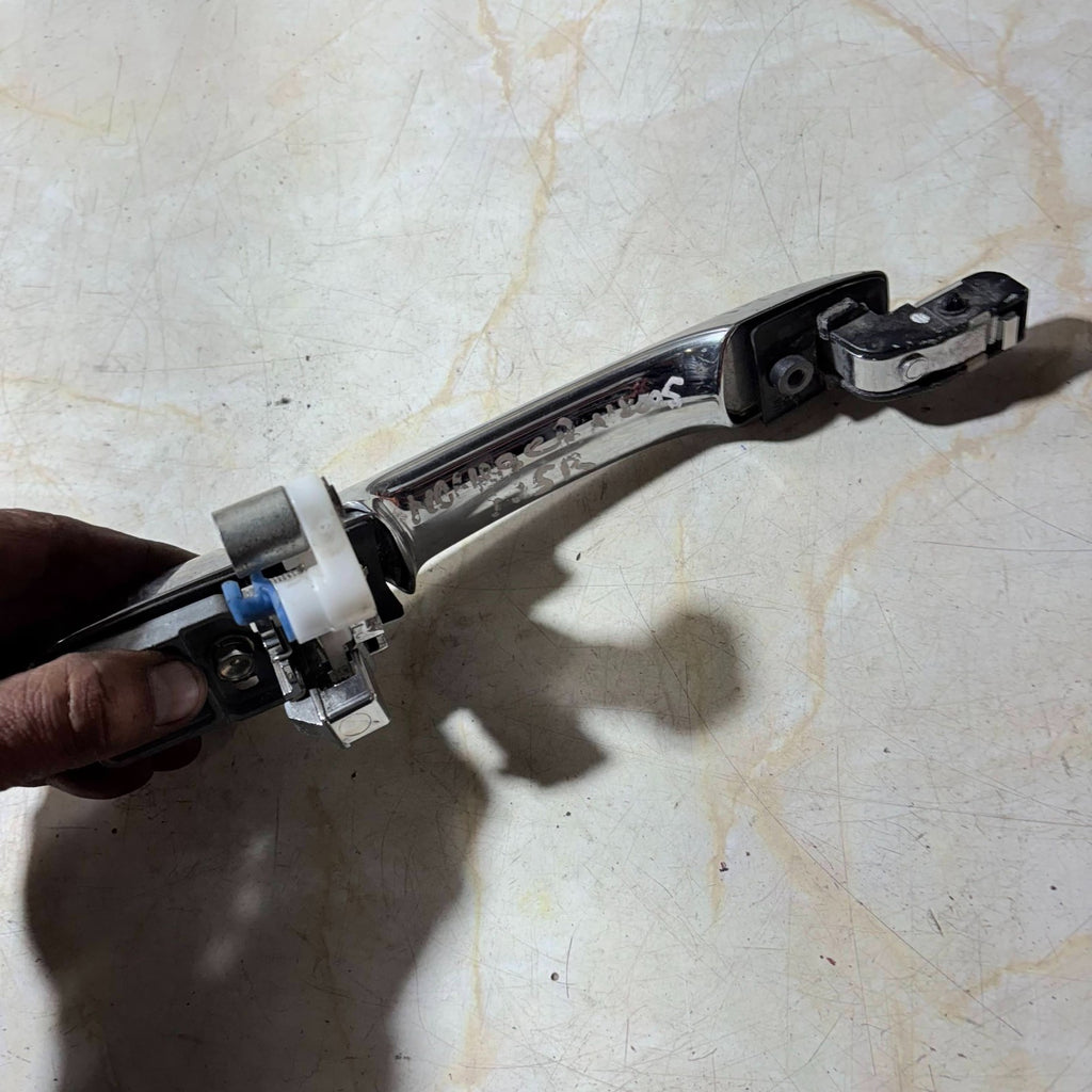 Honda Crv 2005 Nsr Passengers Rear Left Outer Door Handle