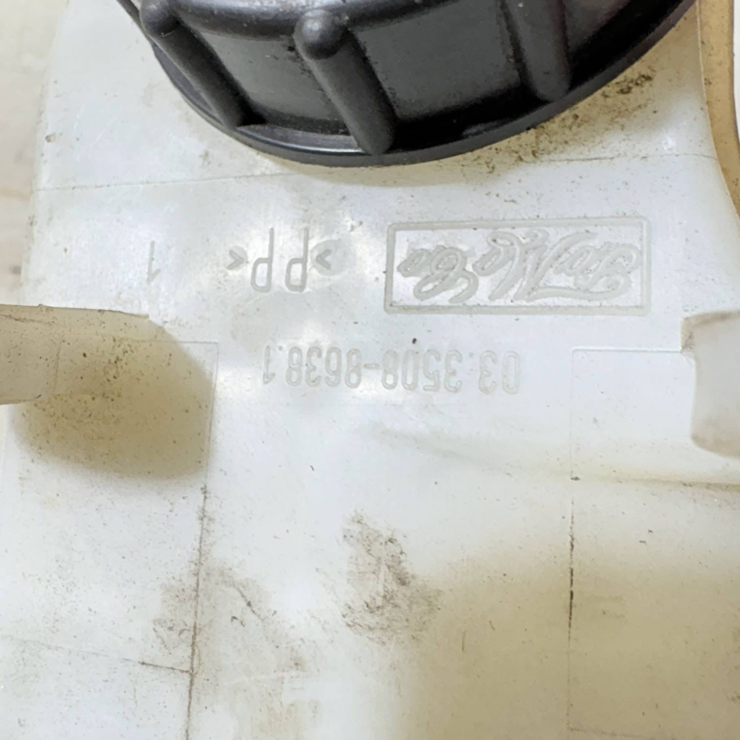 FORD Kuga MK1 BRAKE MASTER CYLINDER BOTTLE 033508-86381