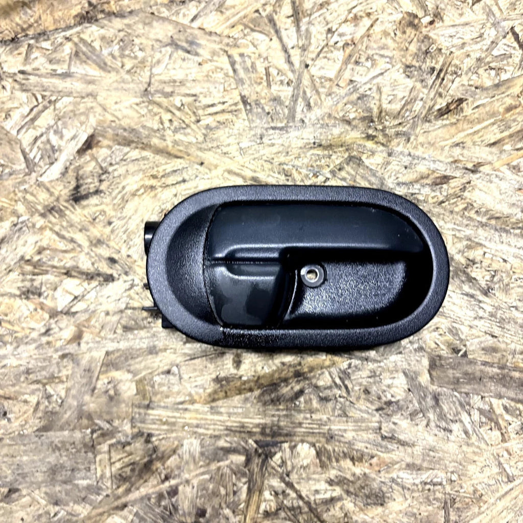 MR959268HA INTERIOR HANDLE DRIVER FRONT DOOR MITSUBISHI COLT 1.5 D 70KW 5P 2011