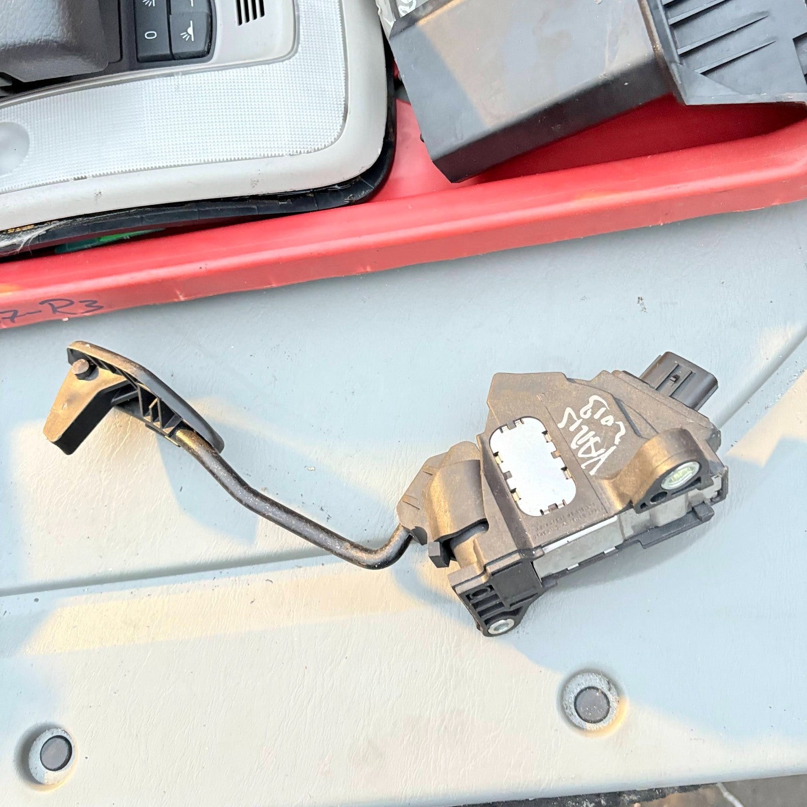TOYOTA YARIS ACCELERATOR THROTTLE PEDAL 78110-0D140 2012-2017