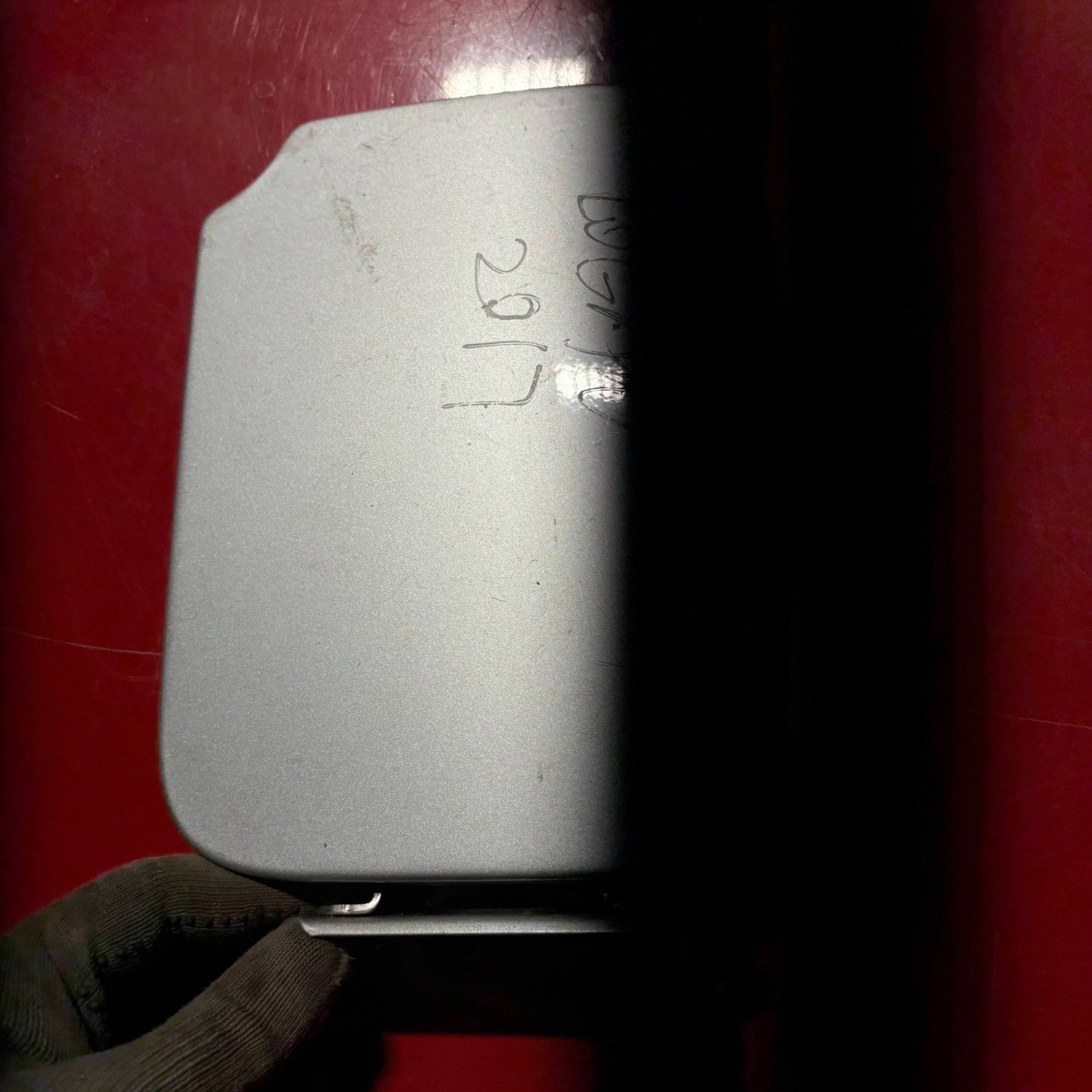 Dacia Logan Mk2 12-21 Diesel Fuel Filler Flap Cover