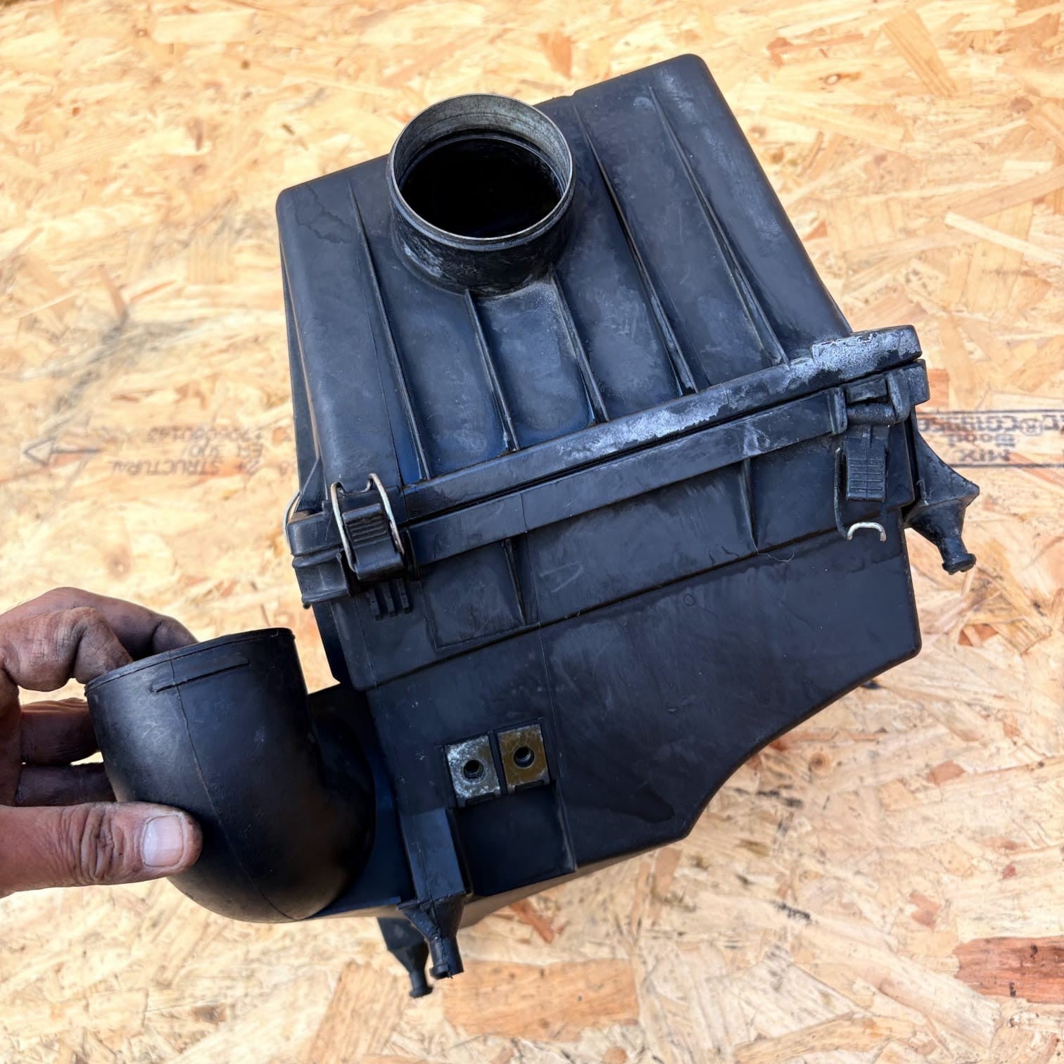 (AS) MERCEDES BENZ W202 C220 CDI AIR FILTER BOX A6040941304 A6040941404 1998