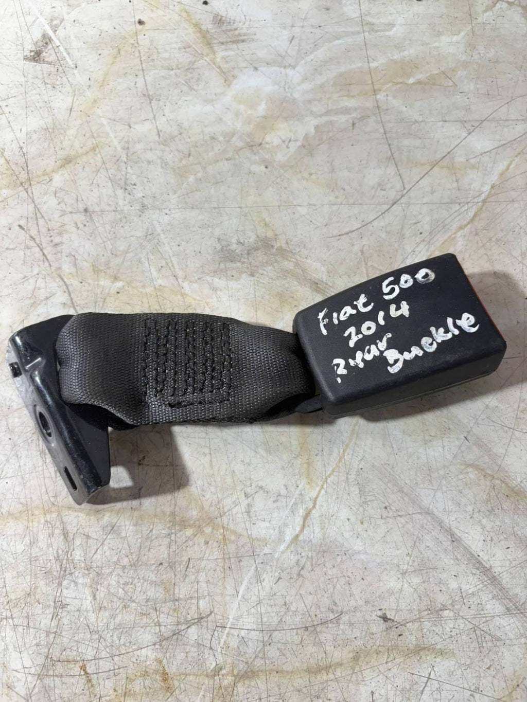 Fiat 500 312 2007-2015 Rear Left (LH) Seat Belt Buckle Stalk 34045525