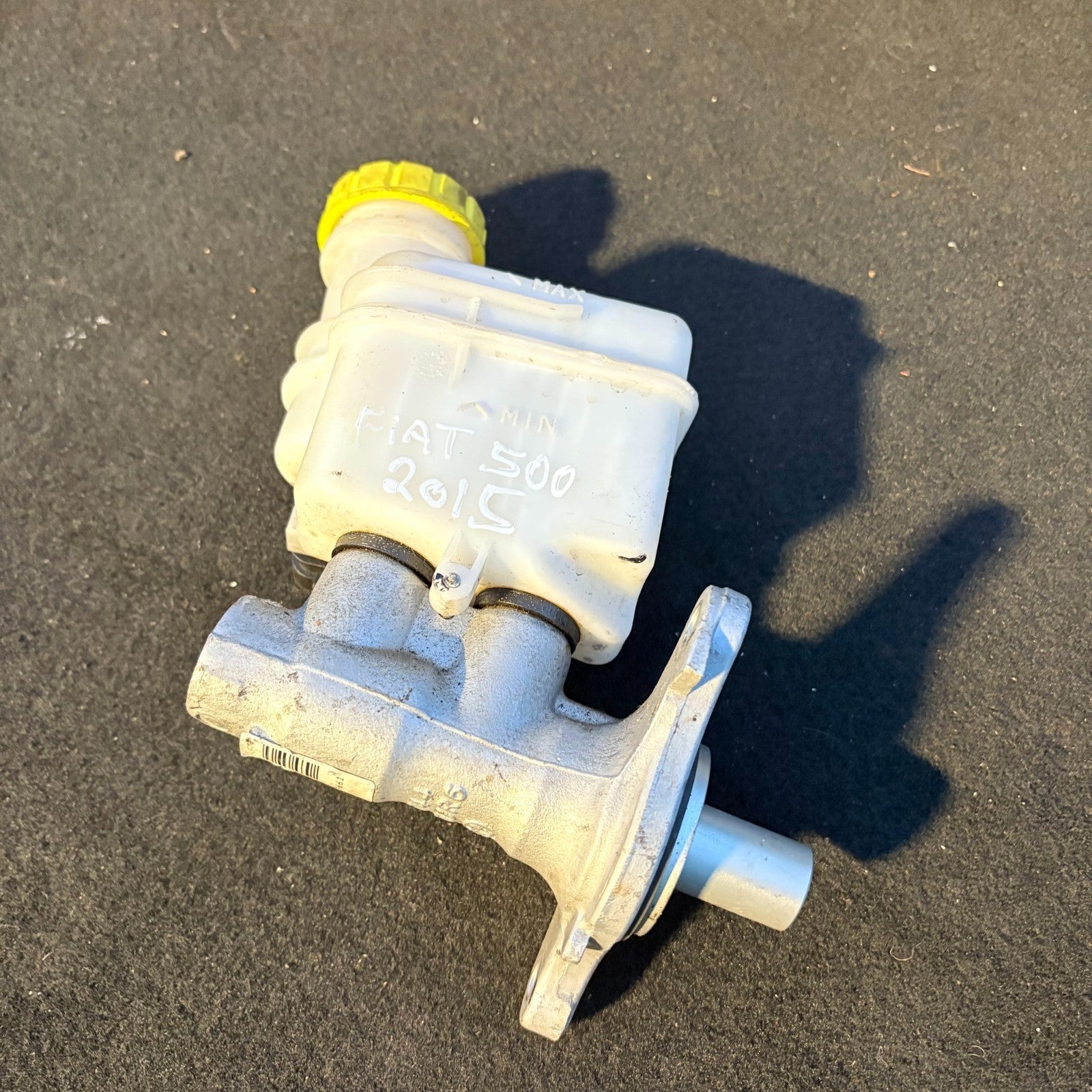 Fiat 500 (312) Brake Master Cylinder + Reservoir 32069666/6744 ALTUR1 (2015)