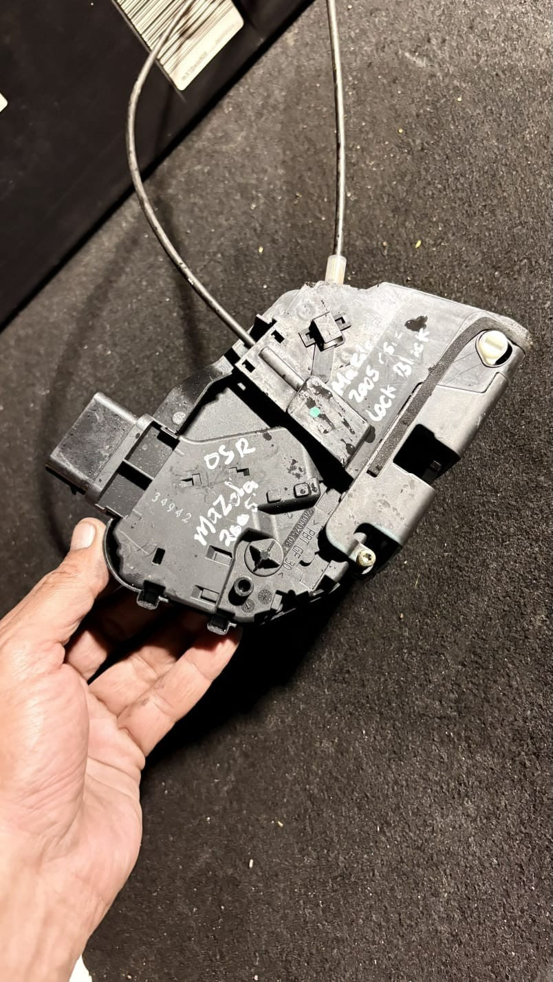 MAZDA 5 Sedan BK Rear Right Door Lock FA10B09C 2005 11181496