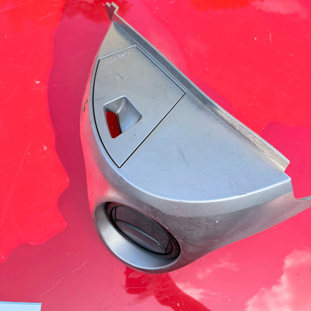 Mazda 2 MK2 2007-14 Passenger Front Left Side Dashboard Air Vent Trim D65164961