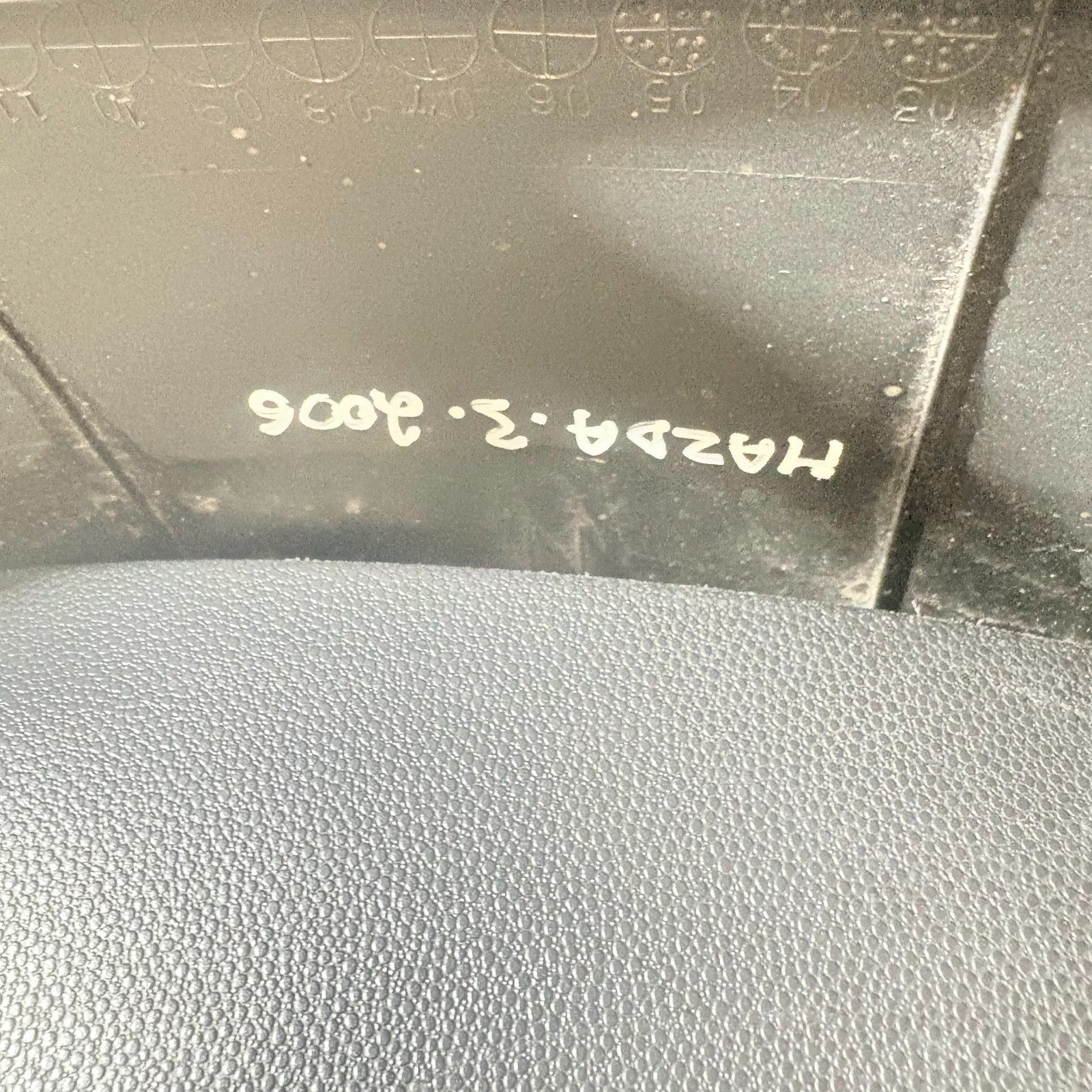 06 Mazda 3 Mazda3 Speedometer Cluster Dash Bezel BP4K-55-182