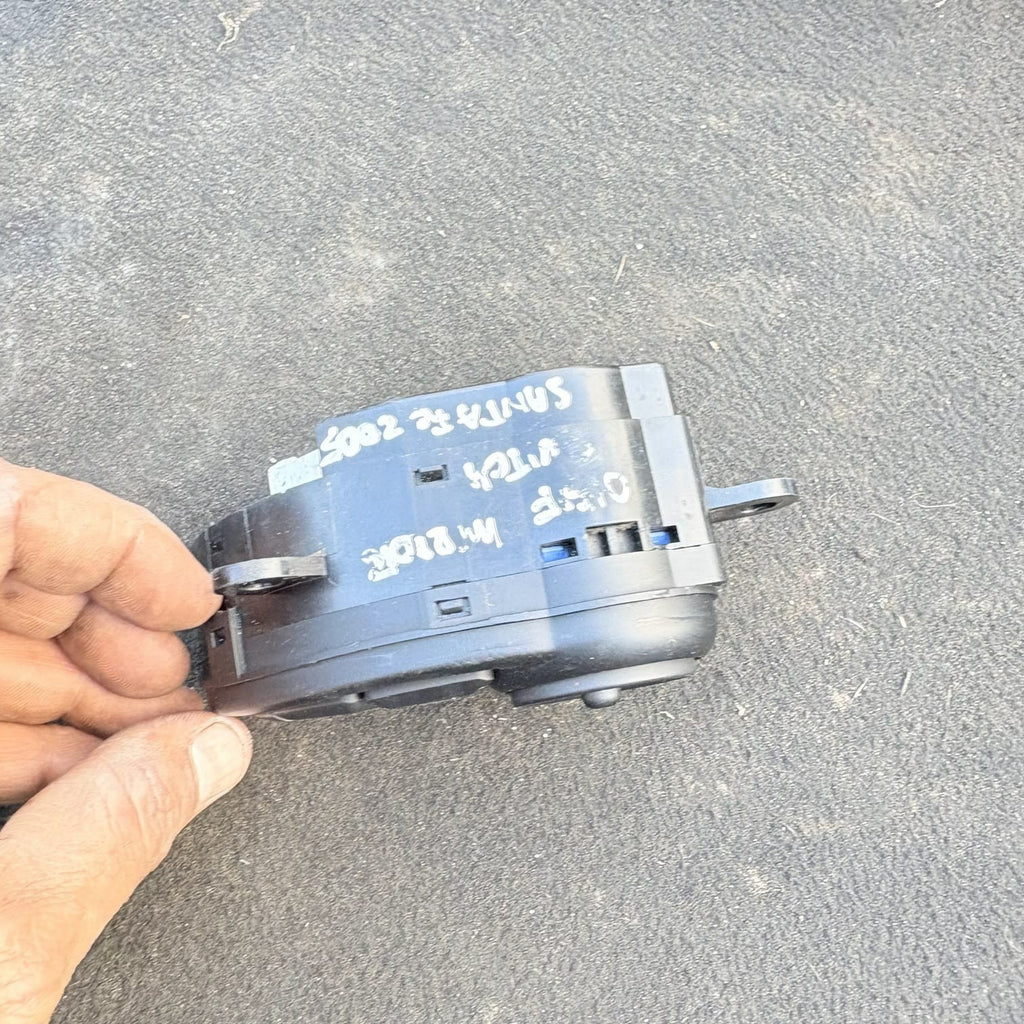 Hyundai Santa Fe 2001-2006 Driver Front Door Switch Pack 9353026500