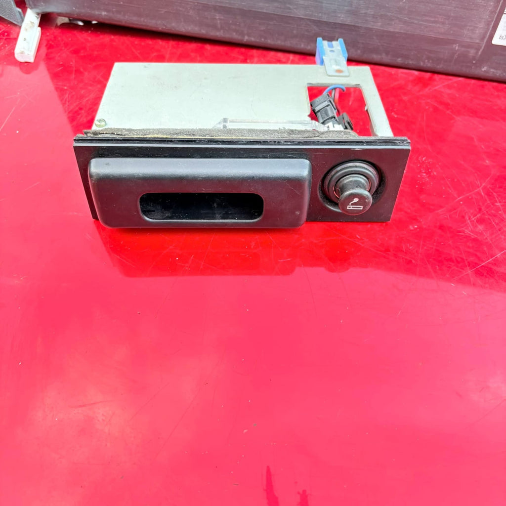 Cigarette Lighter Outlet YD22ETI for Nissan X-Trail 2001 FRF2025526-55