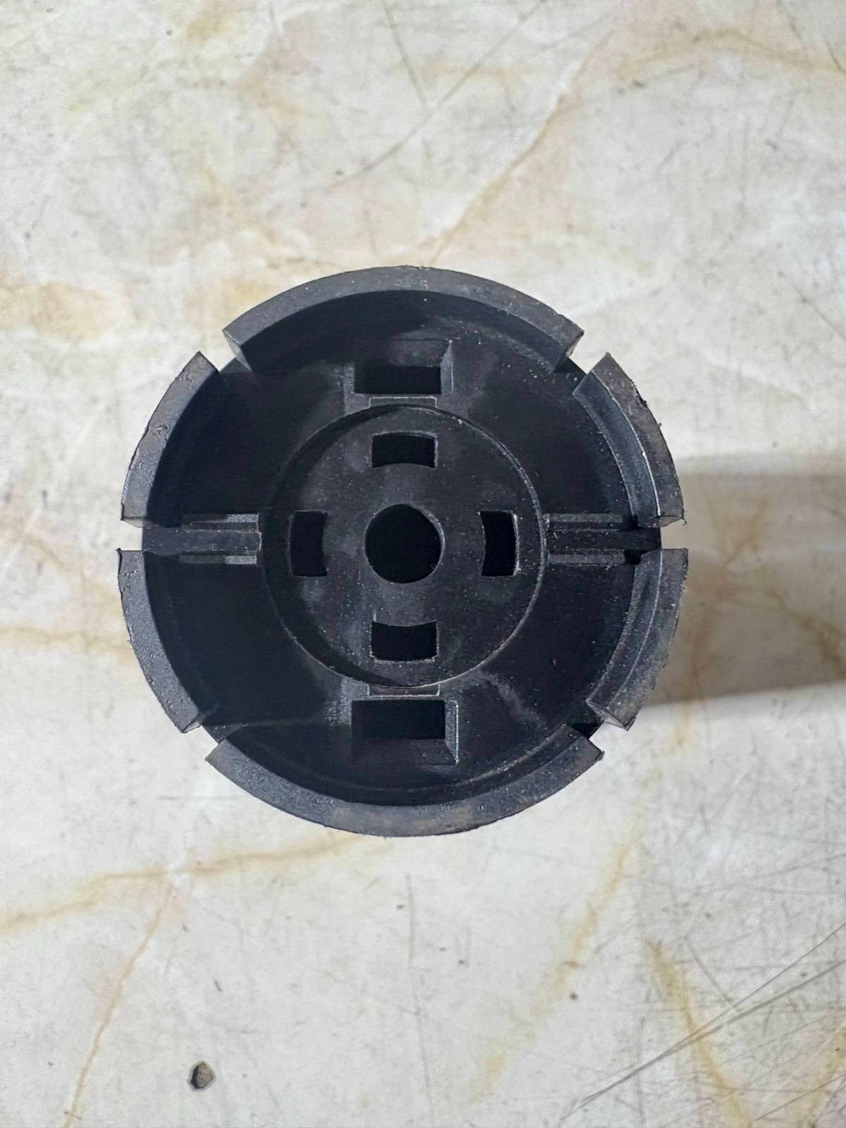 Screw Spare Wheel VW Passat B5 Fastening Spare Wheel Holder