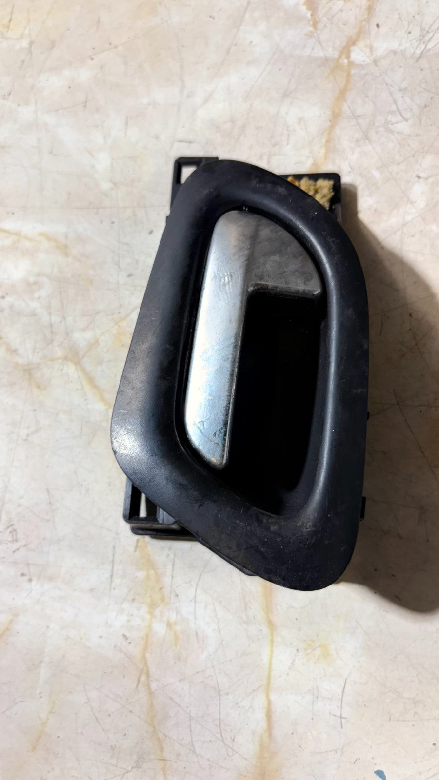 CITROEN PICASSO 2011 PASSENGER SIDE REAR INTERIOR DOOR HANDLE 1905002