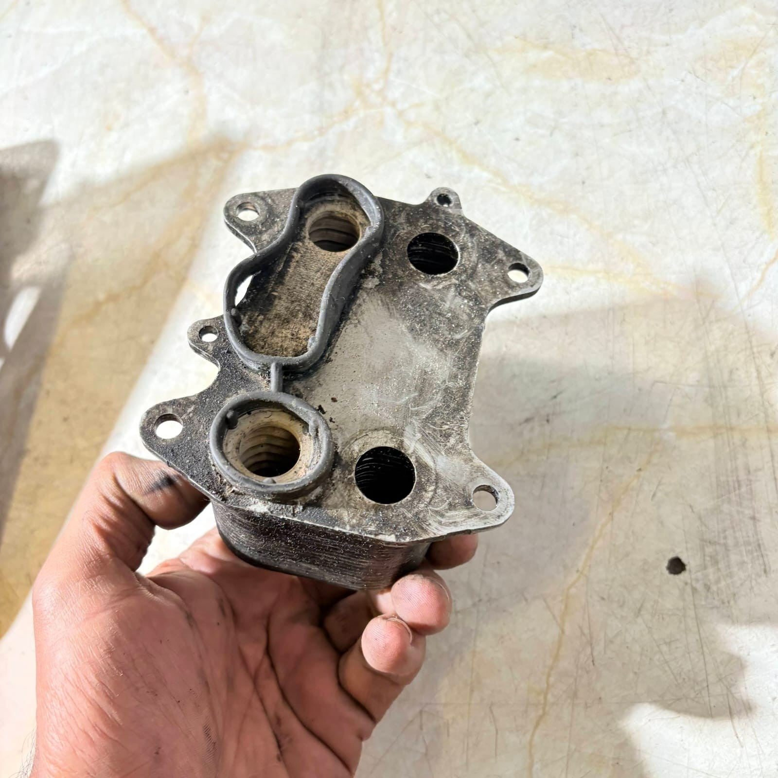 VOLKSWAGEN TOURAN OIL COOLER 03L117021C 2011 DIESEL