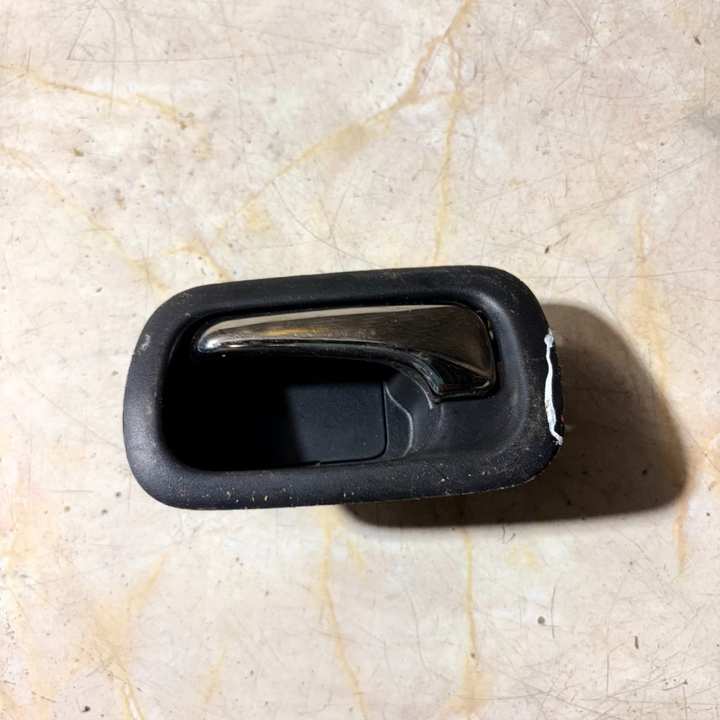 HONDA CR-V 2005 REAR PASSENGER LEFT SIDE INNER DOOR HANDLE